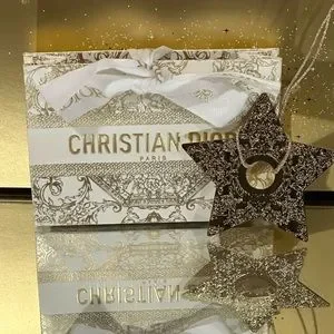 Dior | Holiday | Dior Gold Limited Edition Star Charm